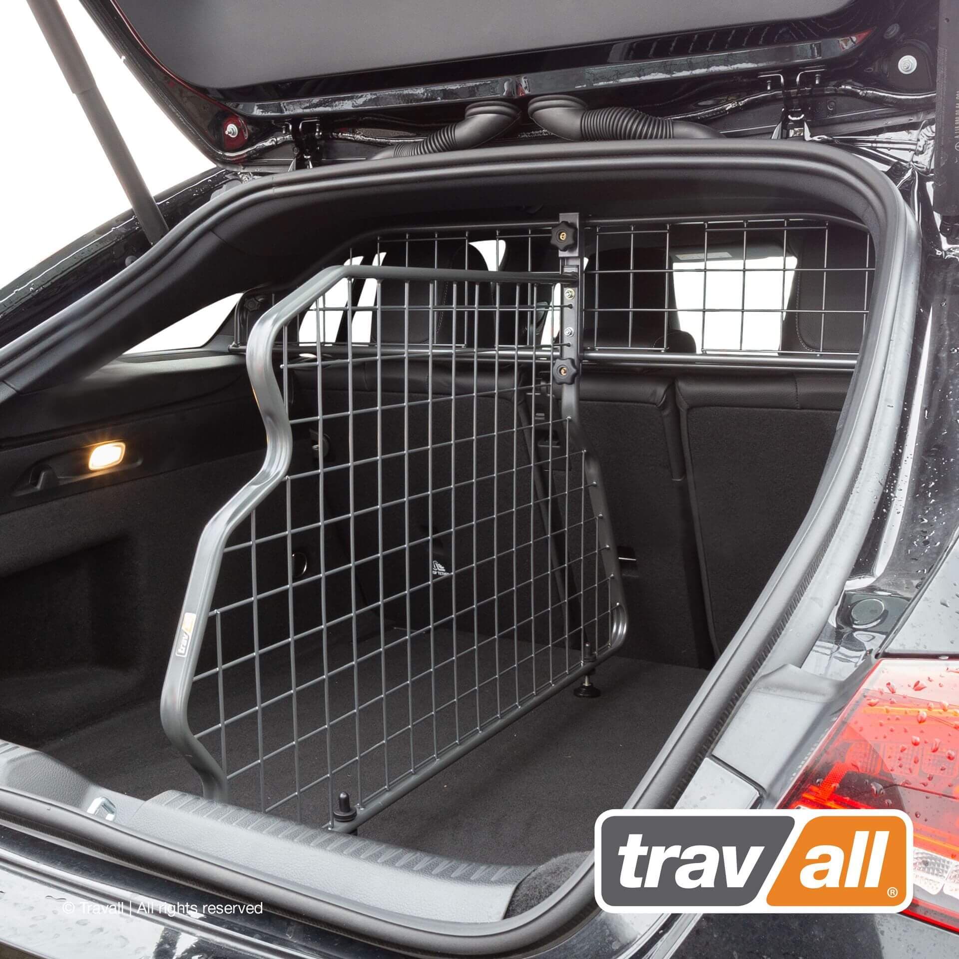 Tilanjakaja autoon - Mercedes-Benz CLA Shooting Brake (2019➟), Travall – Travall