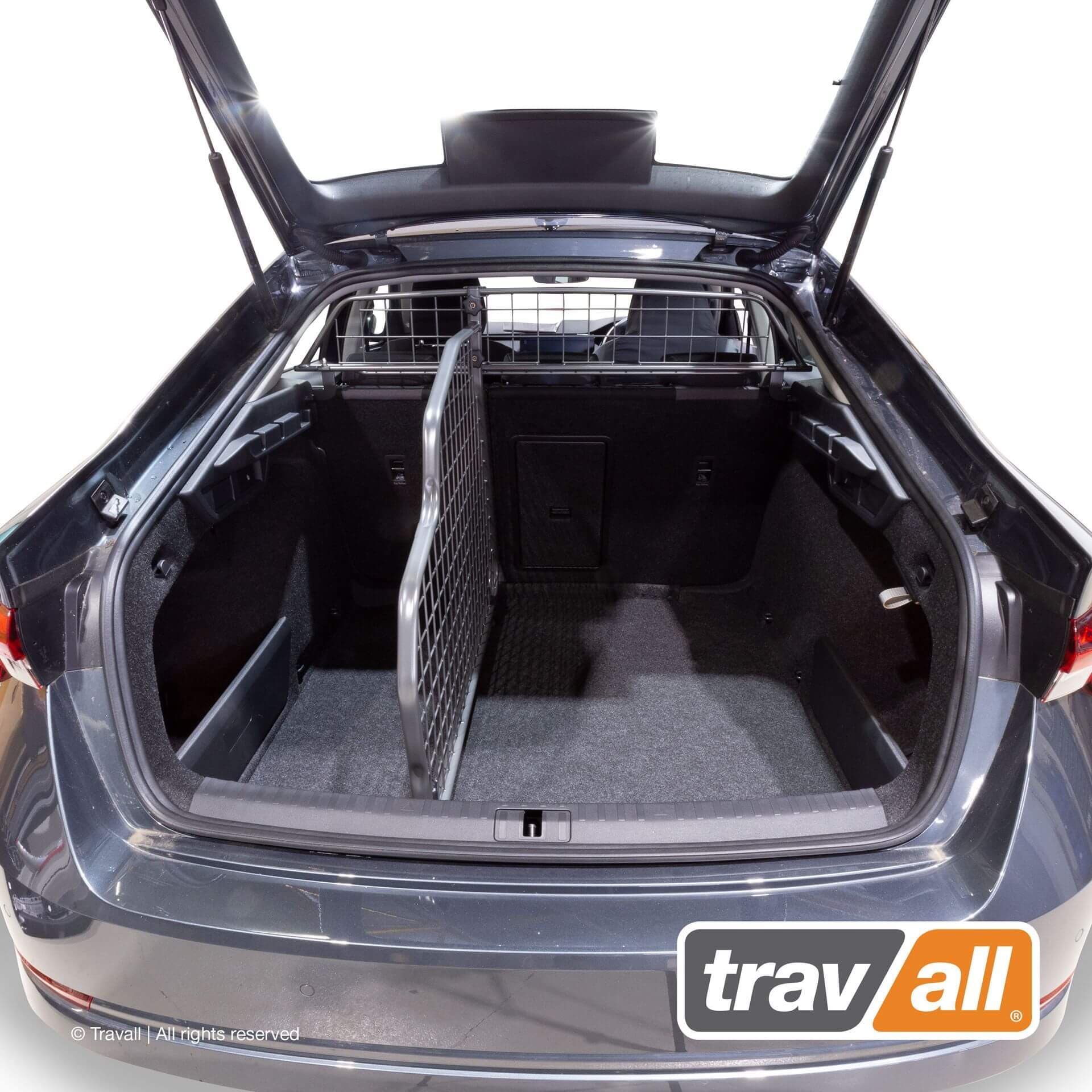 Tilanjakaja autoon - Skoda Octavia Hatchback (2020➟), Travall – Travall