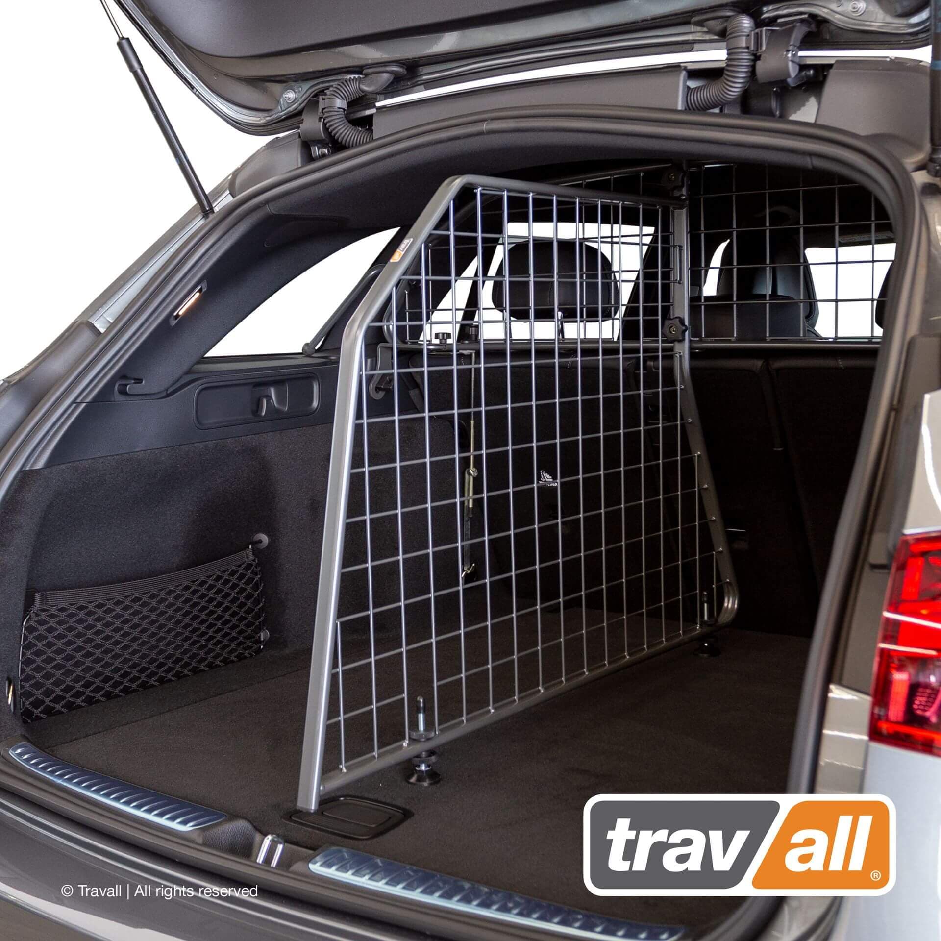 Tilanjakaja - Mercedes-Benz C-sarja farmari (2021➟), Travall – Travall