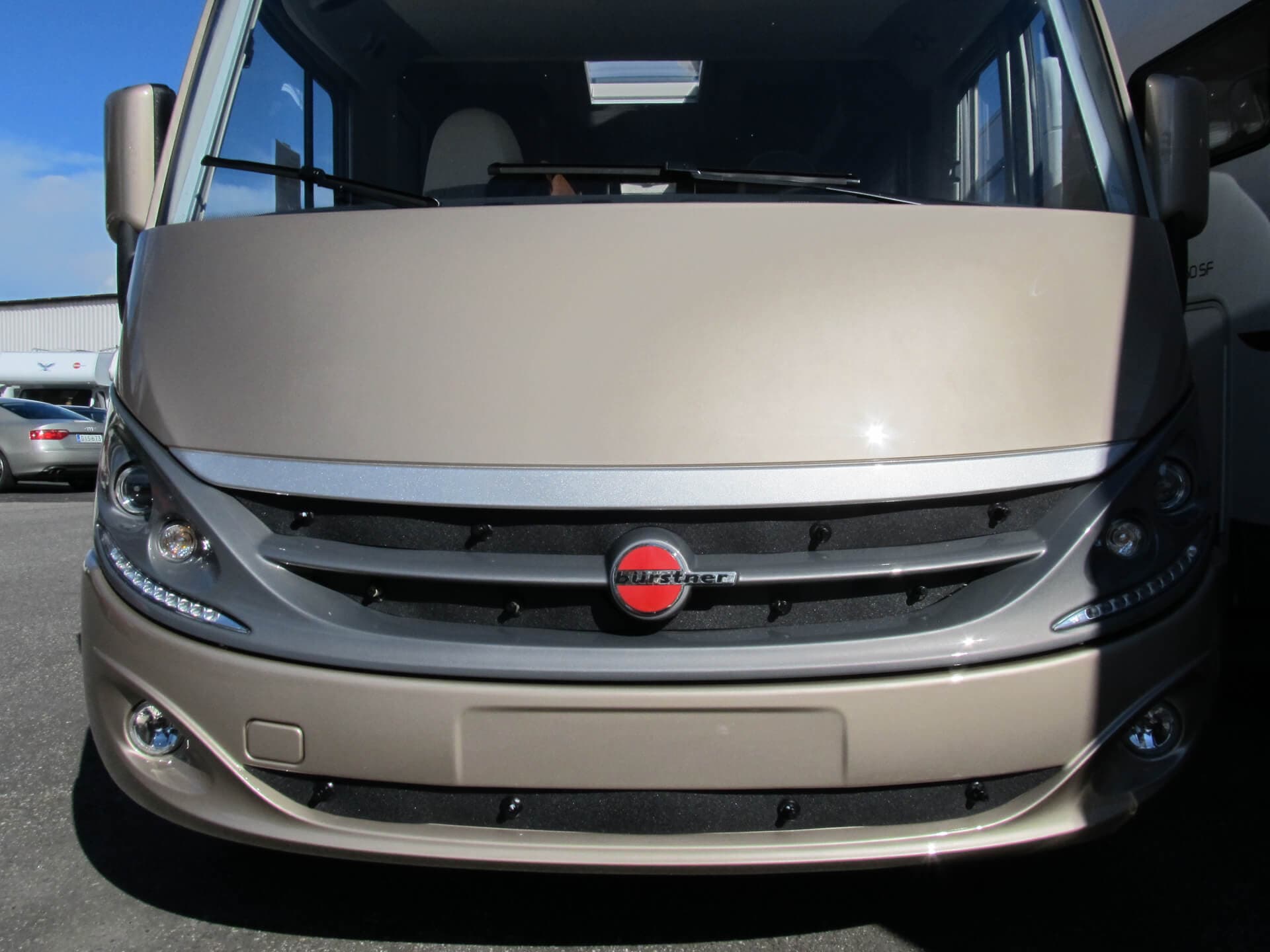 Maskisuoja Bürstner Aviano (2012➟), Tammer-Suoja – Tammers