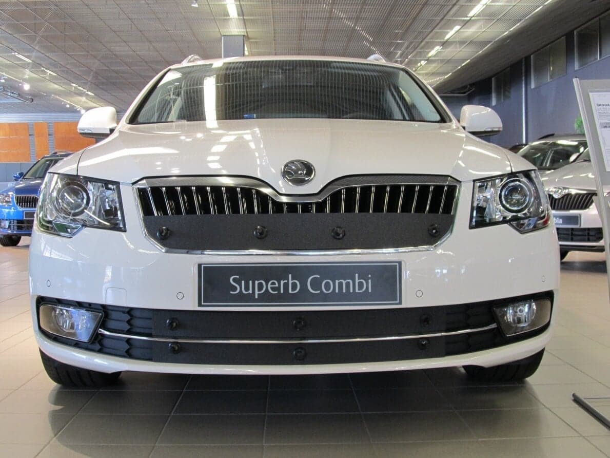 Maskisuoja Skoda Superb (2013-2015), Tammer-Suoja – Tammers