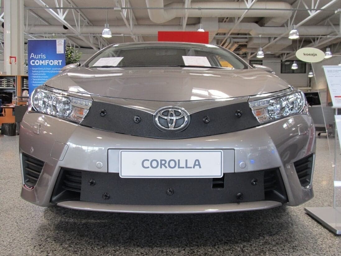 Maskisuoja Toyota Corolla (2013-8/2016), Tammer-Suoja – Tammers