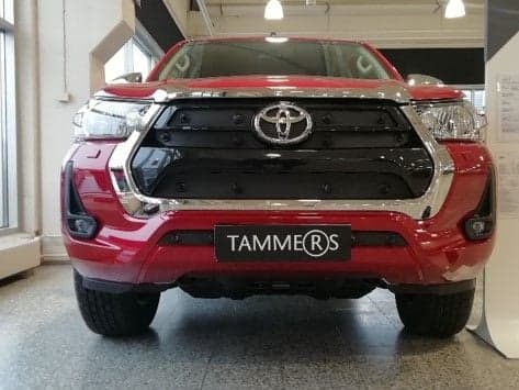 Maskisuoja Toyota Hilux Active/Life (2020➟), Tammer-Suoja – Tammers
