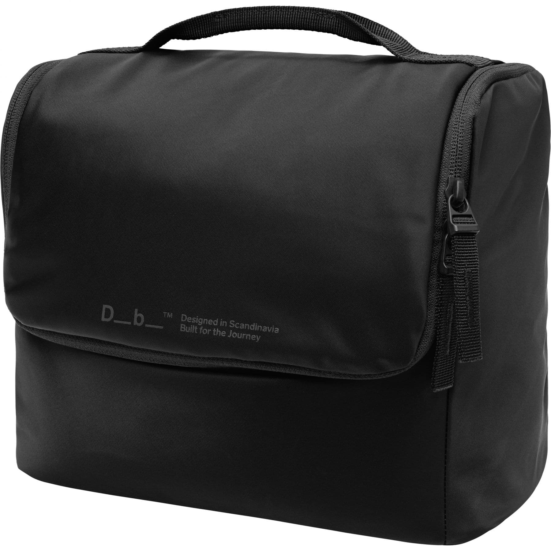 Db Essential Wash Bag M, black out – Db
