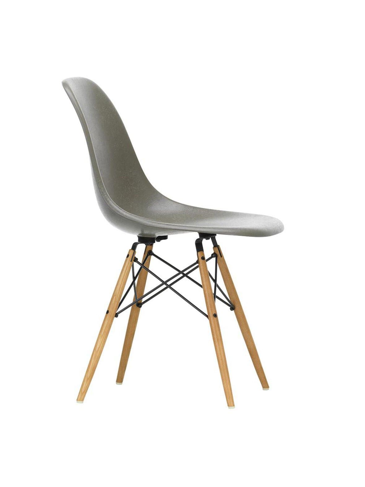 Eames dsw fiberglass -tuoli raw umber/hunajasaarni – Vitra