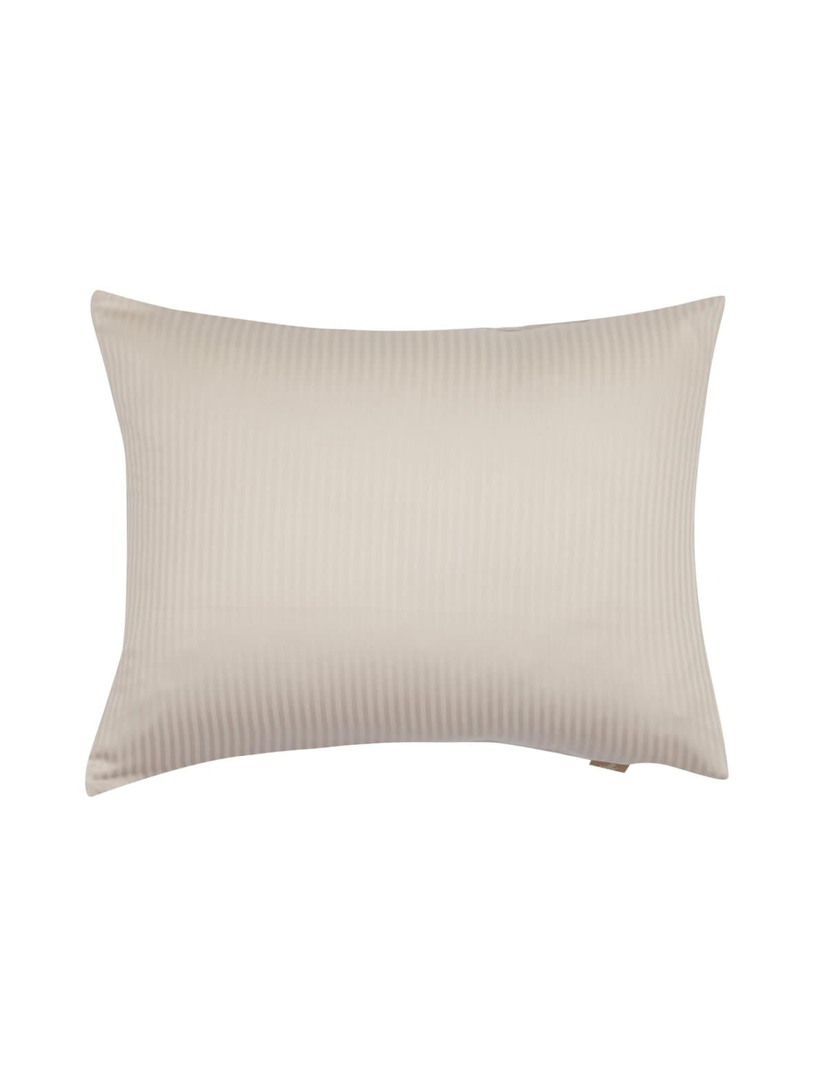 Ritz-satiinityynyliina – Villa Stockmann