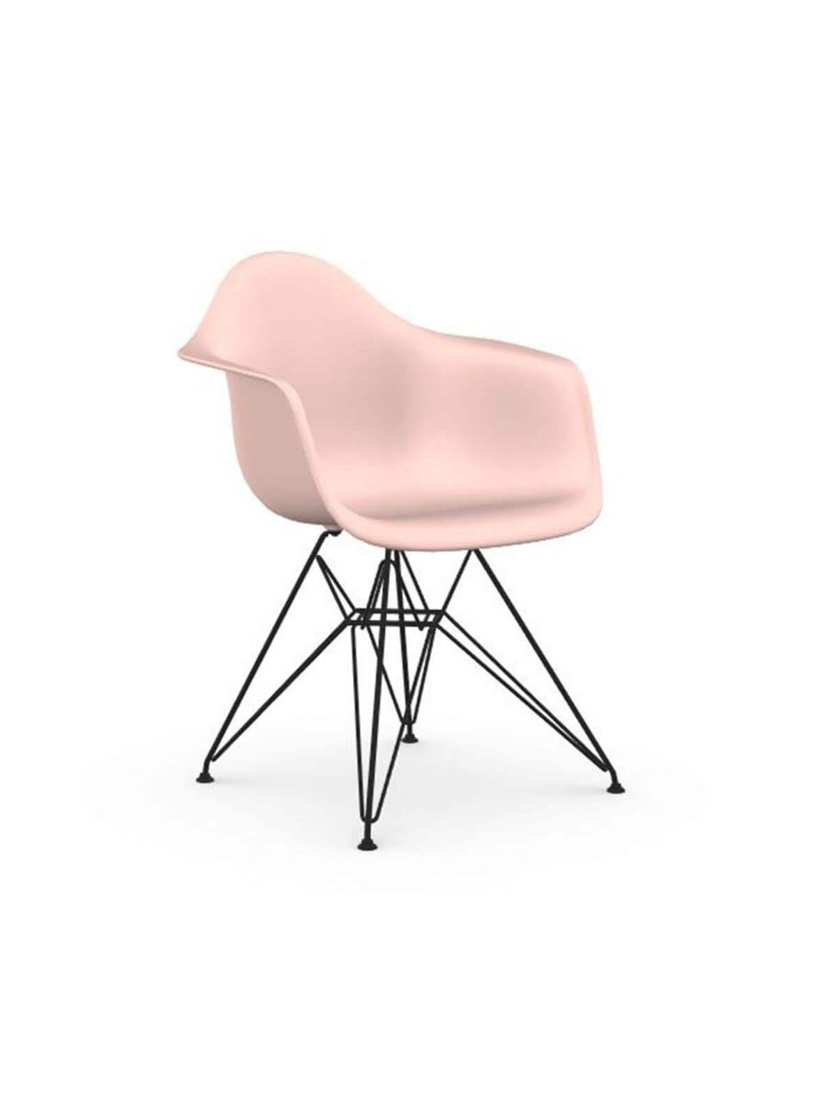 Eames dar re -tuoli käsinojilla pale rose/musta – Vitra