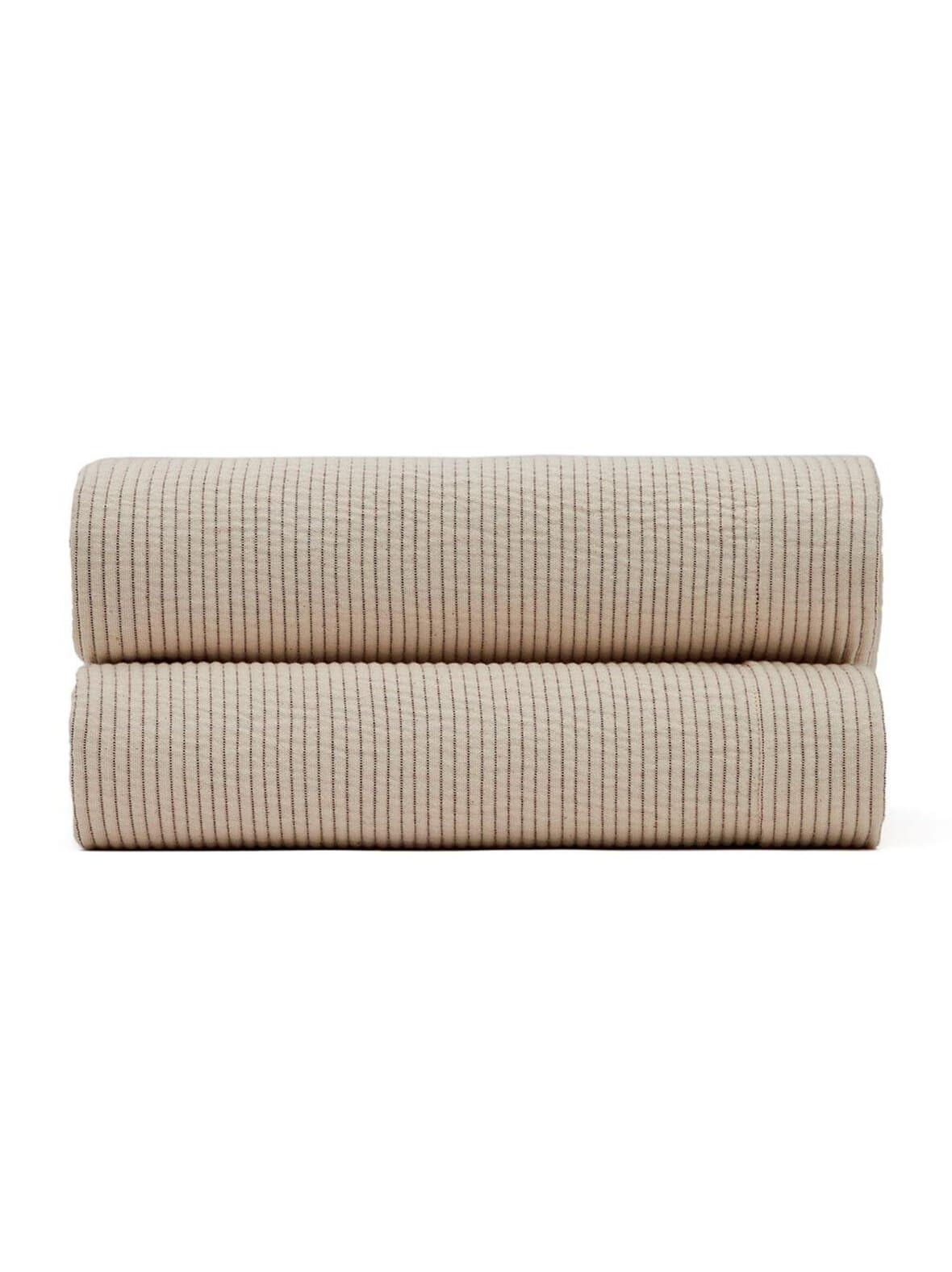Bedar-päiväpeite beige 240 x 260 cm – Kave Home
