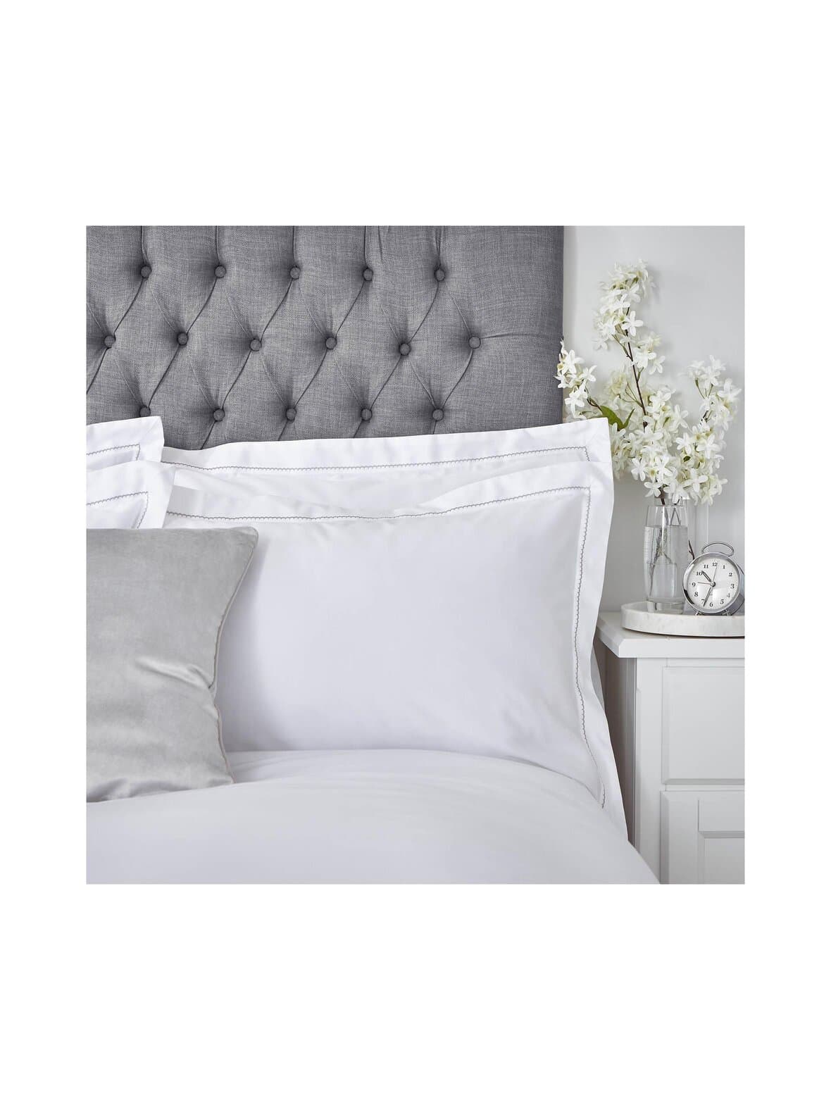 Bourton-tyynyliina, 50 x 60 cm – Laura Ashley