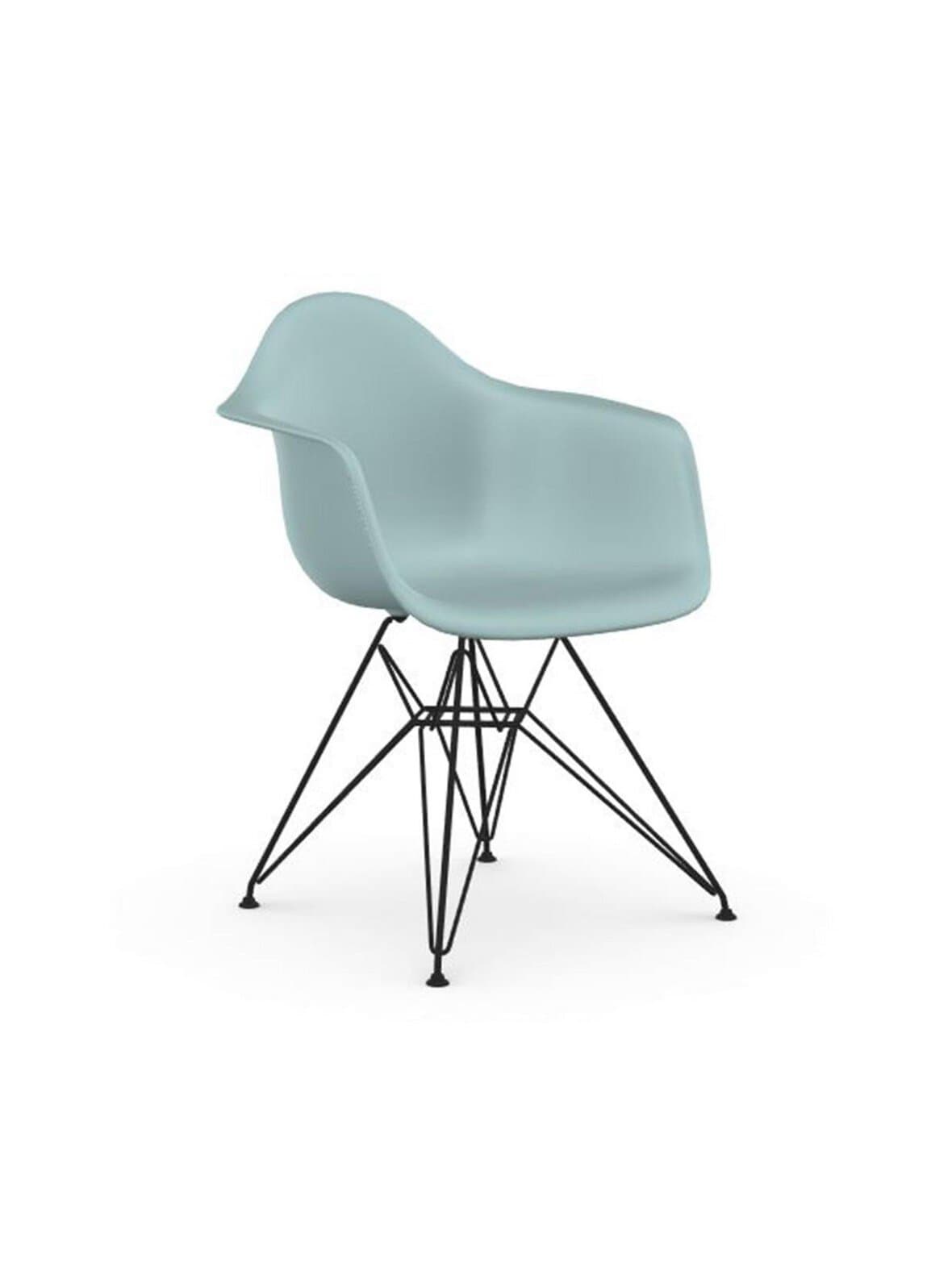 Eames dar re -tuoli käsinojilla ice grey/musta – Vitra