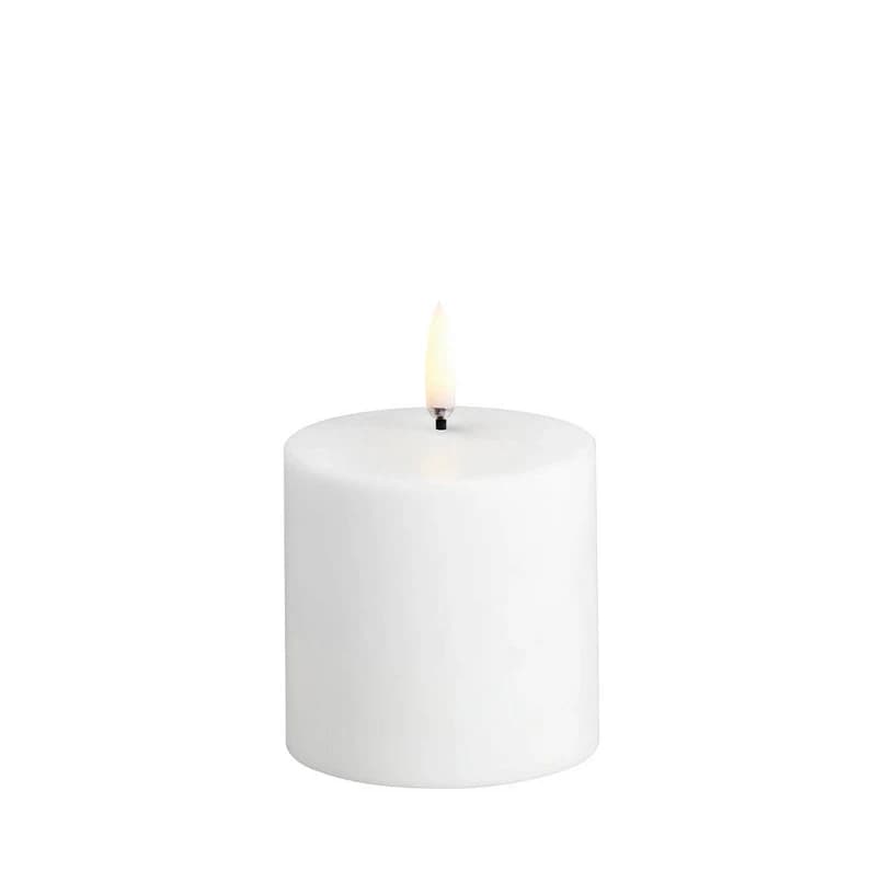 Uyuni Lighting - Ladattava LED-kynttilä 6,8 x 6,8 cm, valkoinen – – Uyuni Lighting