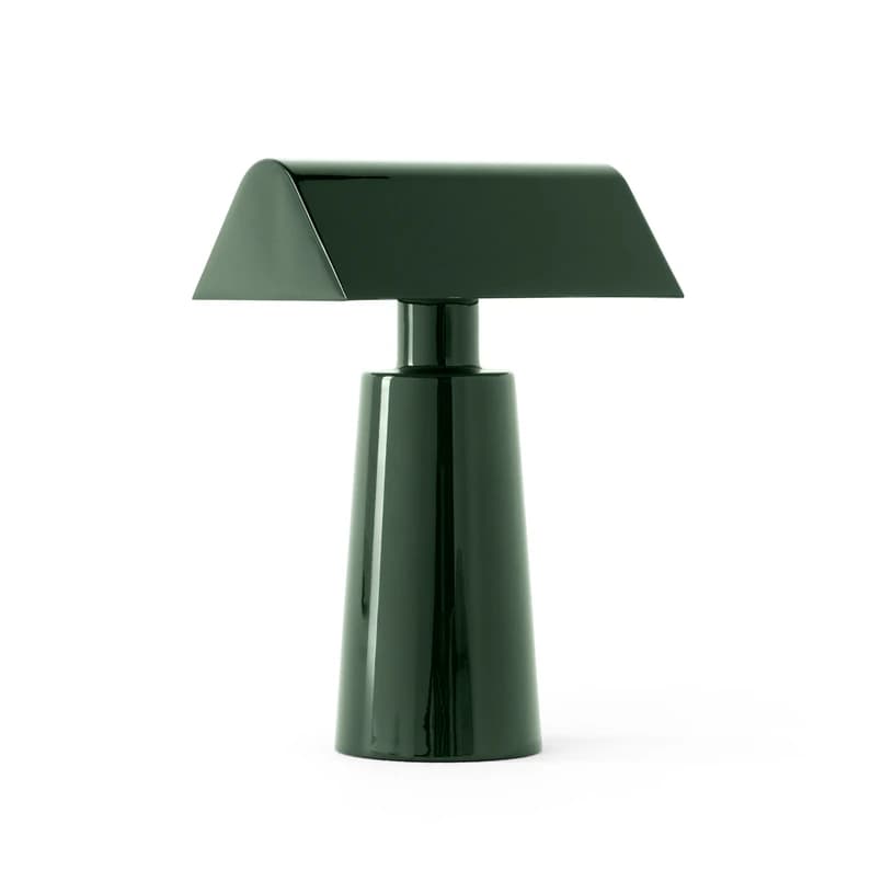 &Tradition - Caret MF1 akkukäyttöinen pöytävalaisin, metsänvihreä, IP44 – &Tradition