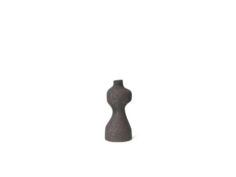 ferm LIVING - Yara Vase Medium Rustic Iron – ferm LIVING
