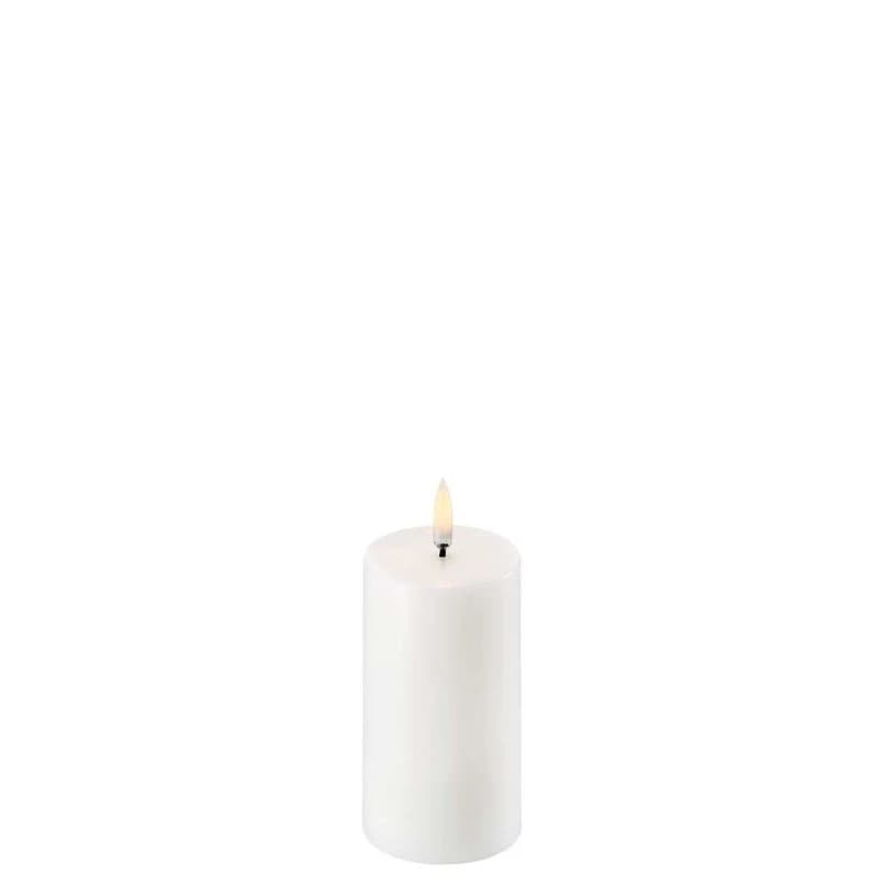 Uyuni Lighting - Pilarikynttilä LED 5,8x10 cm Nordic White – Uyuni Lighting