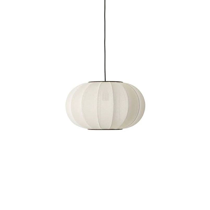 Made By Hand - Knit-Wit 45 Oval Riippuvalaisin Pearl White – Made By Hand