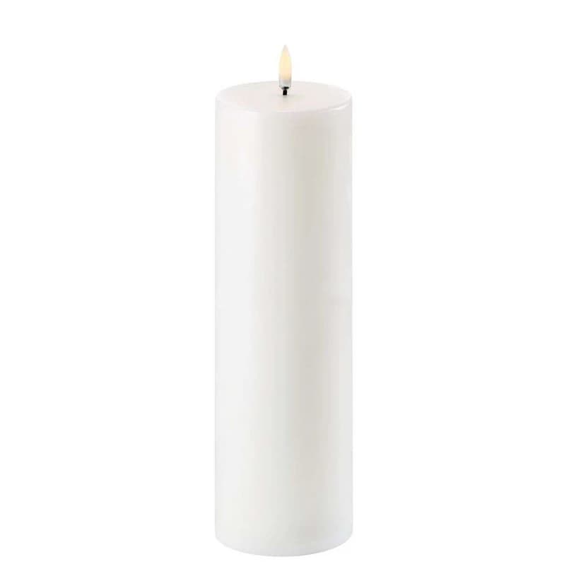 Uyuni Lighting - Pilarikynttilä LED 7,8x25 cm Nordic White – Uyuni Lighting