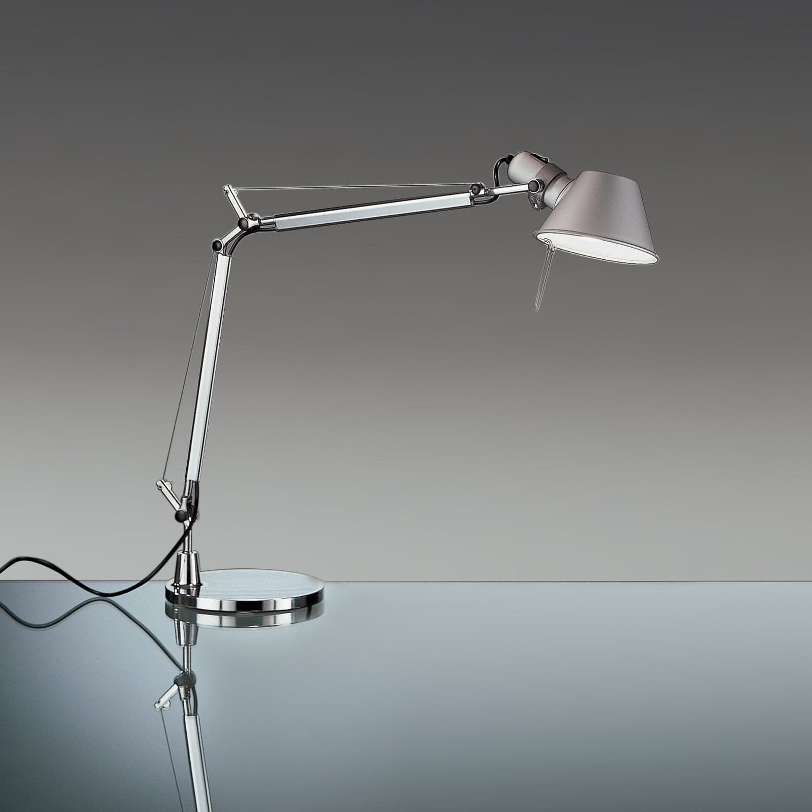 Tolomeo MINI Pöytävalaisin Alu LED Artemide - Olohuone - Design - Metalli - Yksilamppuinen – Artemide