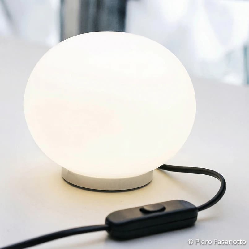 FLOS - Glo-Ball Basic Zero Pöytävalaisin w/Himmennin White – FLOS