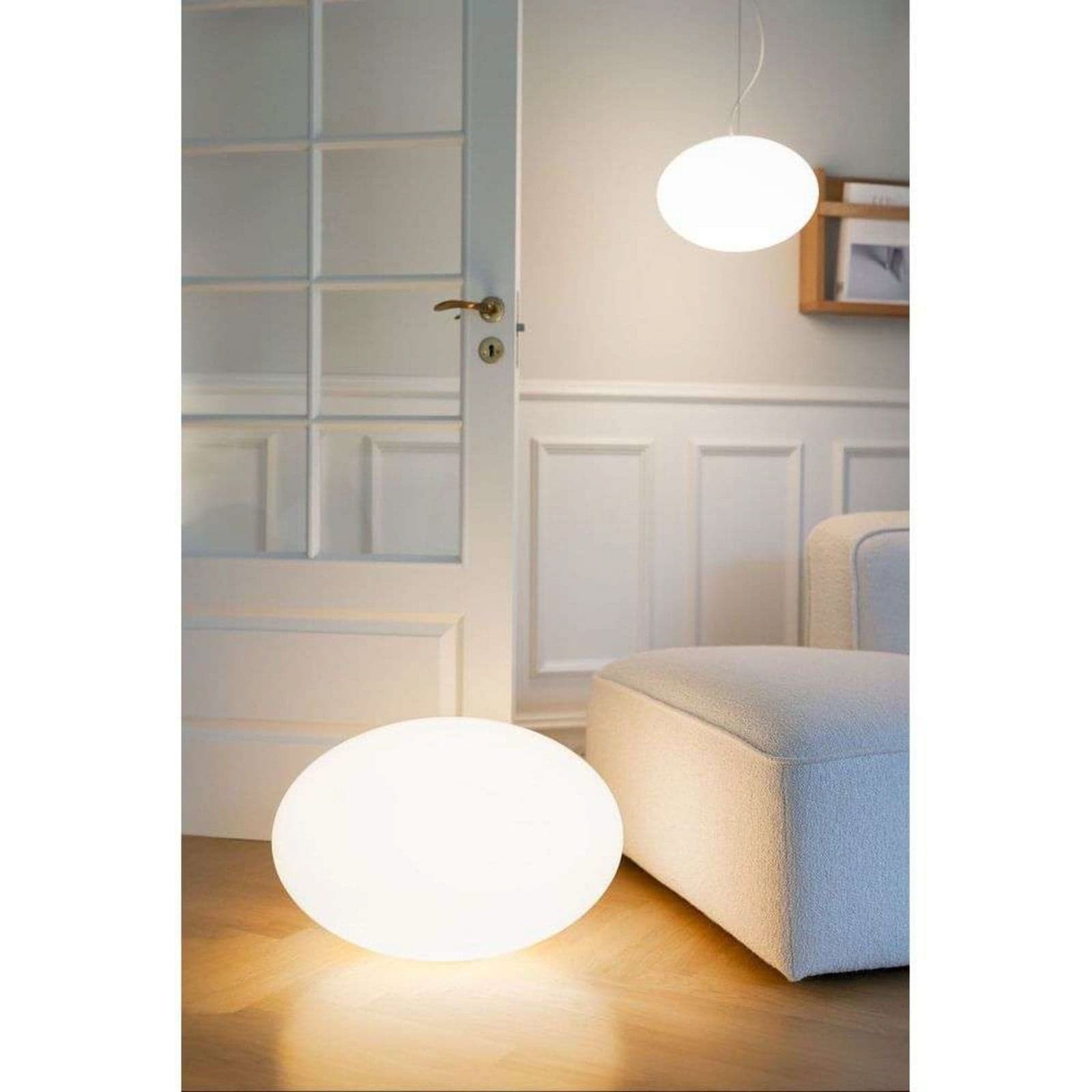 Eggy Pop In pöytävalaisin, Ø 70 cm, valkoinen CPH Lighting - Olohuone - Muovi – CPH Lighting