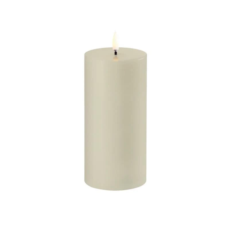 Uyuni Lighting - PILLAR LED-kynttilä, vaaleanharmaa, korkeus 15 cm, vaha – Uyuni Lighting